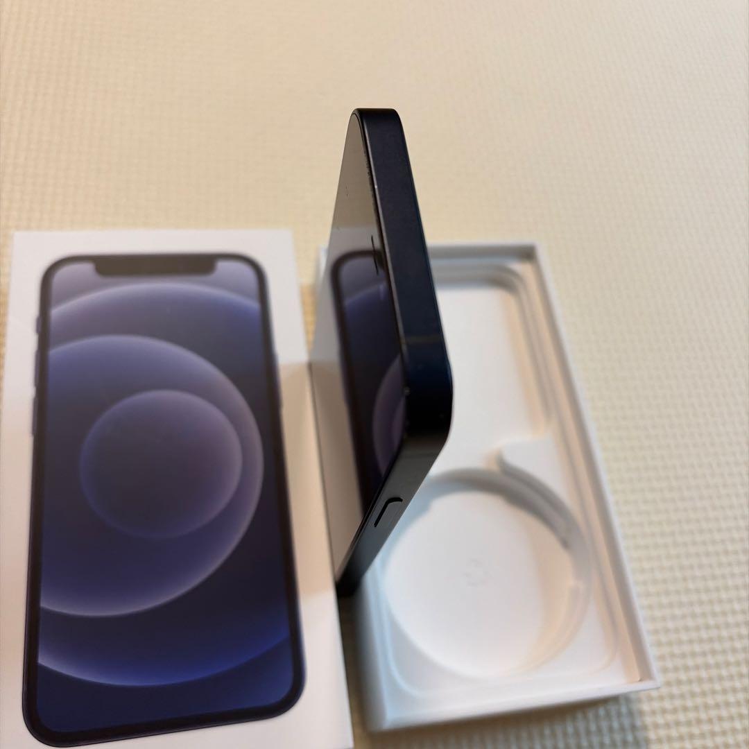Apple iPhone 12 mini ブラック 本体　イヤフォン　充電
