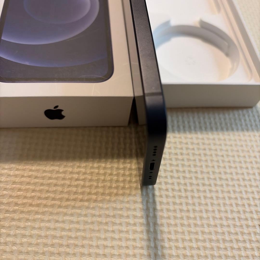 Apple iPhone 12 mini ブラック 本体　イヤフォン　充電