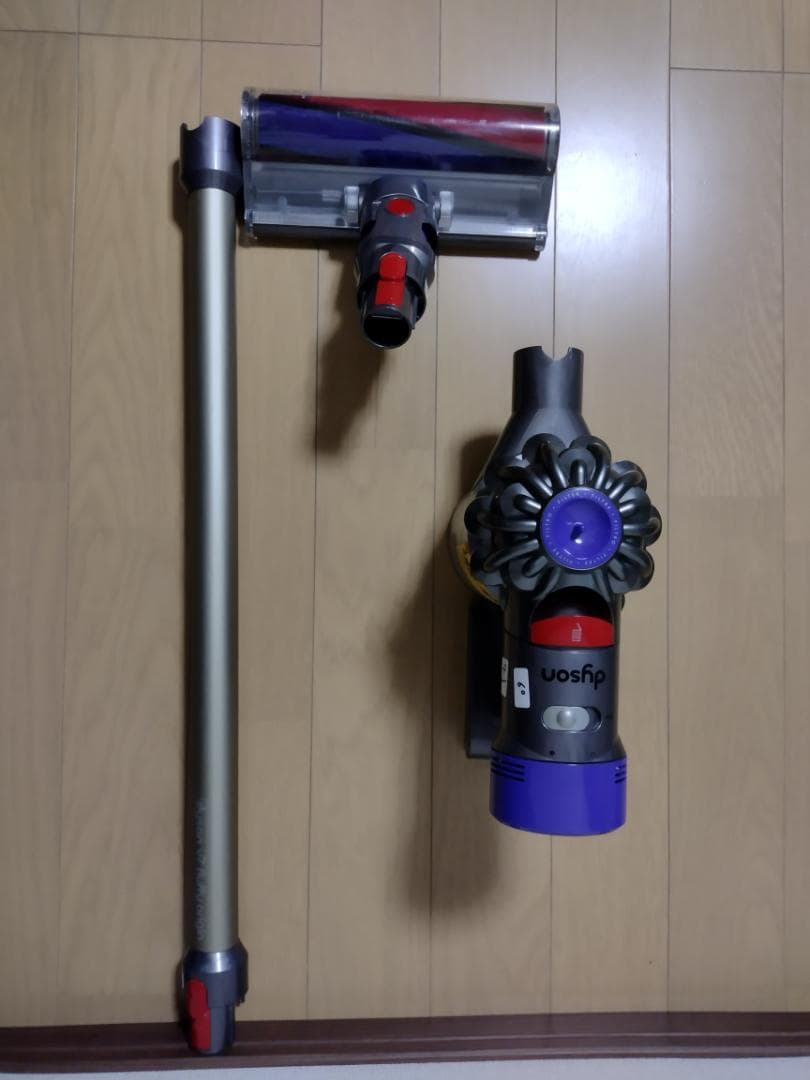 ダイソン★コードレス掃除機★V7★ＳV11★バッテリー新品と同等★1