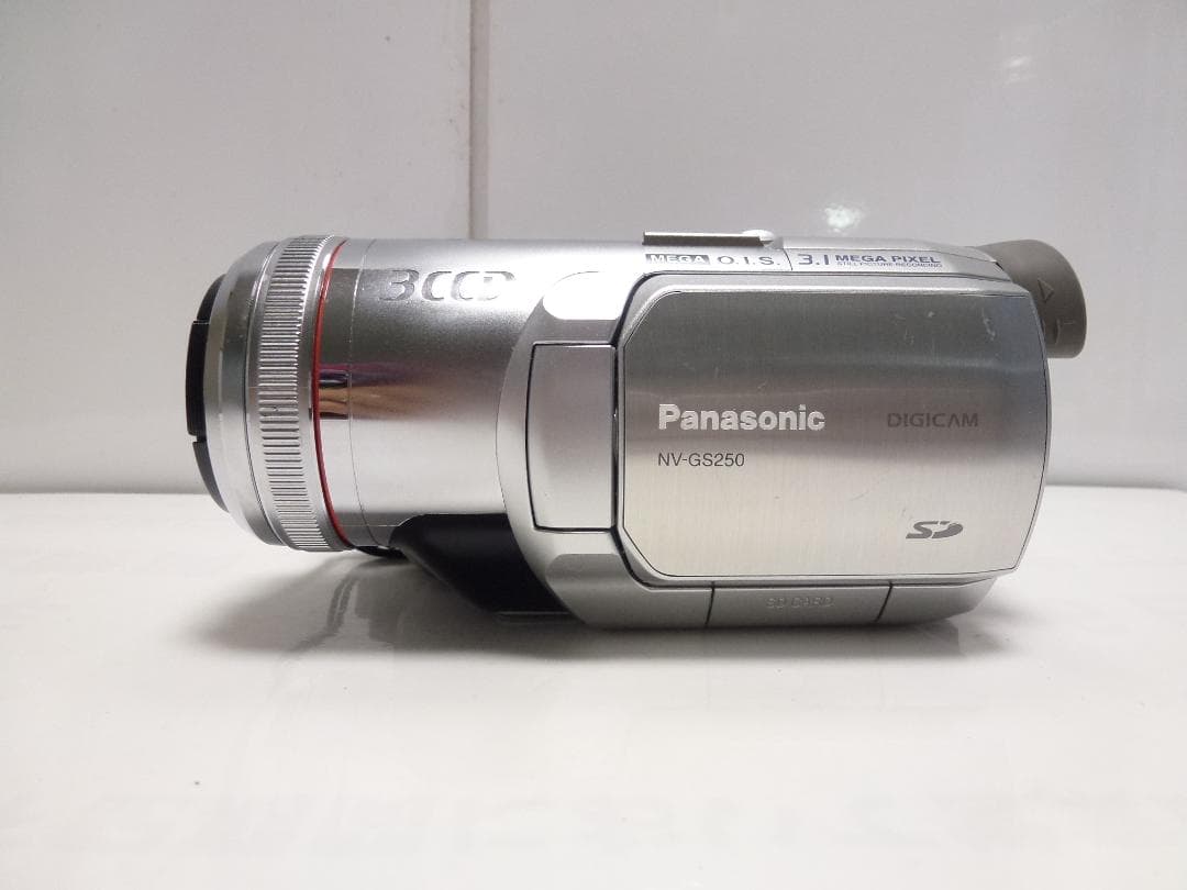 大人気　動作品　Mini DV　パナソニックビデオカメラ　NV-GS250
