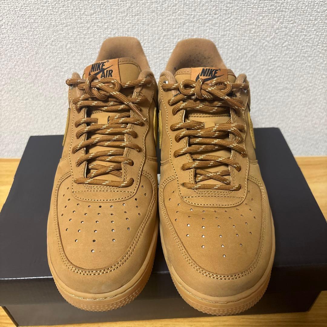 Nike Air Force 1 ブラウン スニーカー