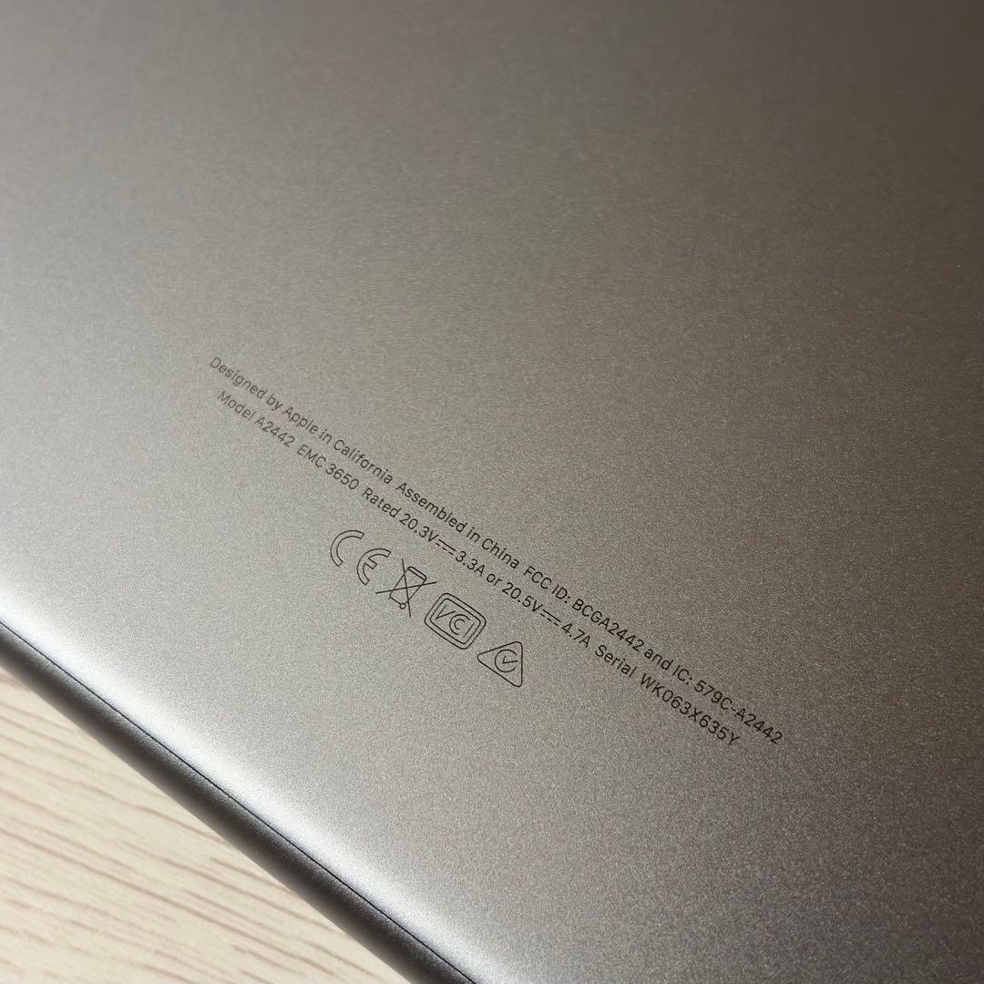 【超美品】MacBook Pro (M1, 14インチ) 1TB 32BG