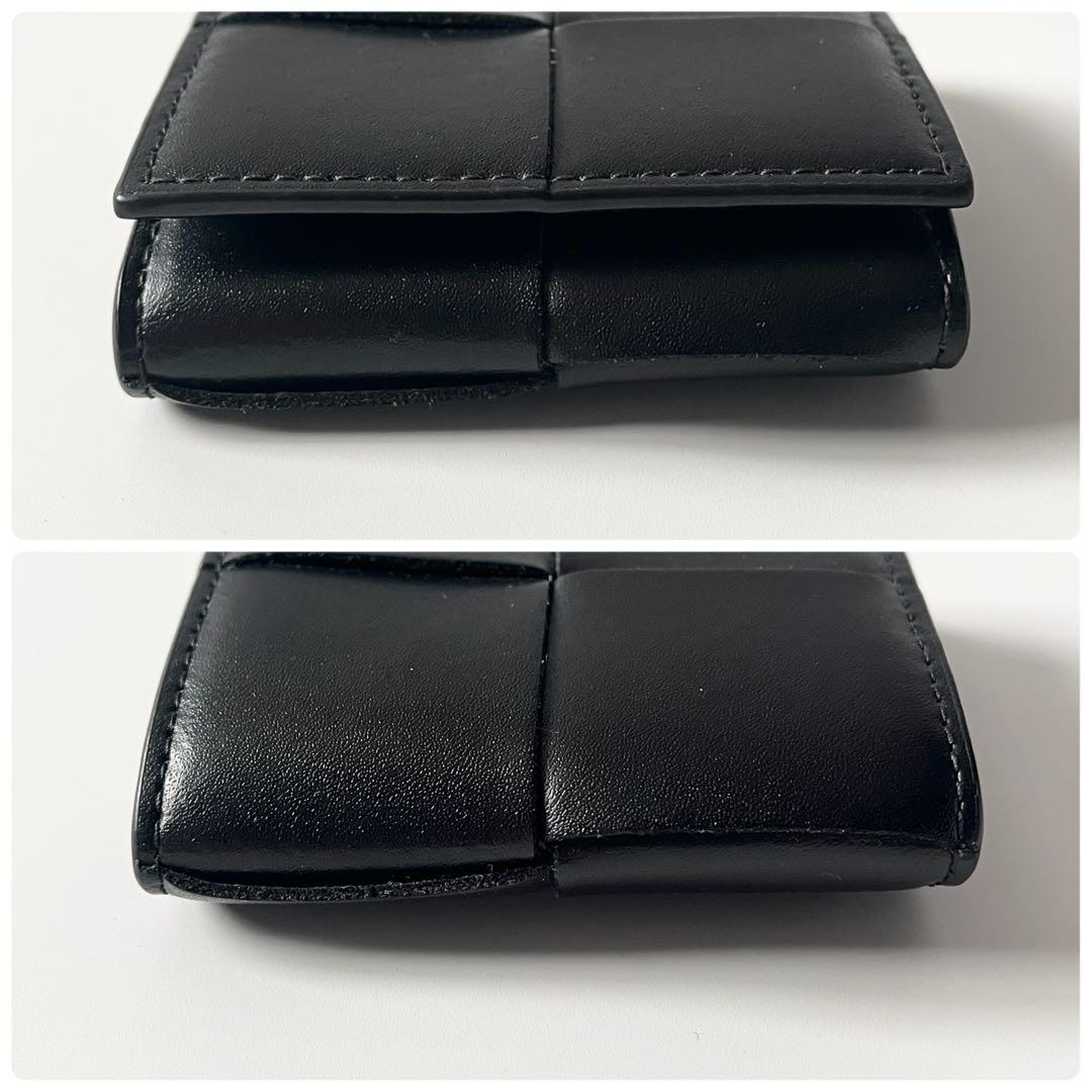 ボッテガヴェネタ　マキシイントレ　ケース　レザー　黒　ブラック　小銭入れ