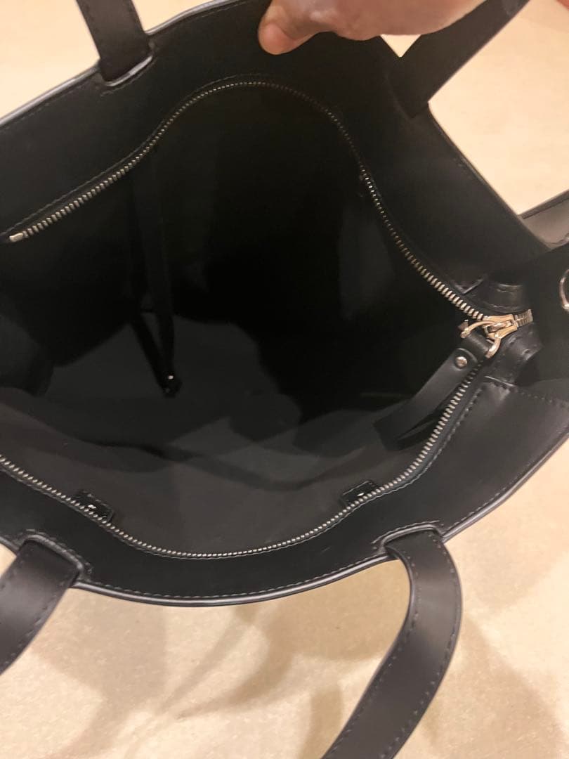 VALENTINO ブラック トートバッグ