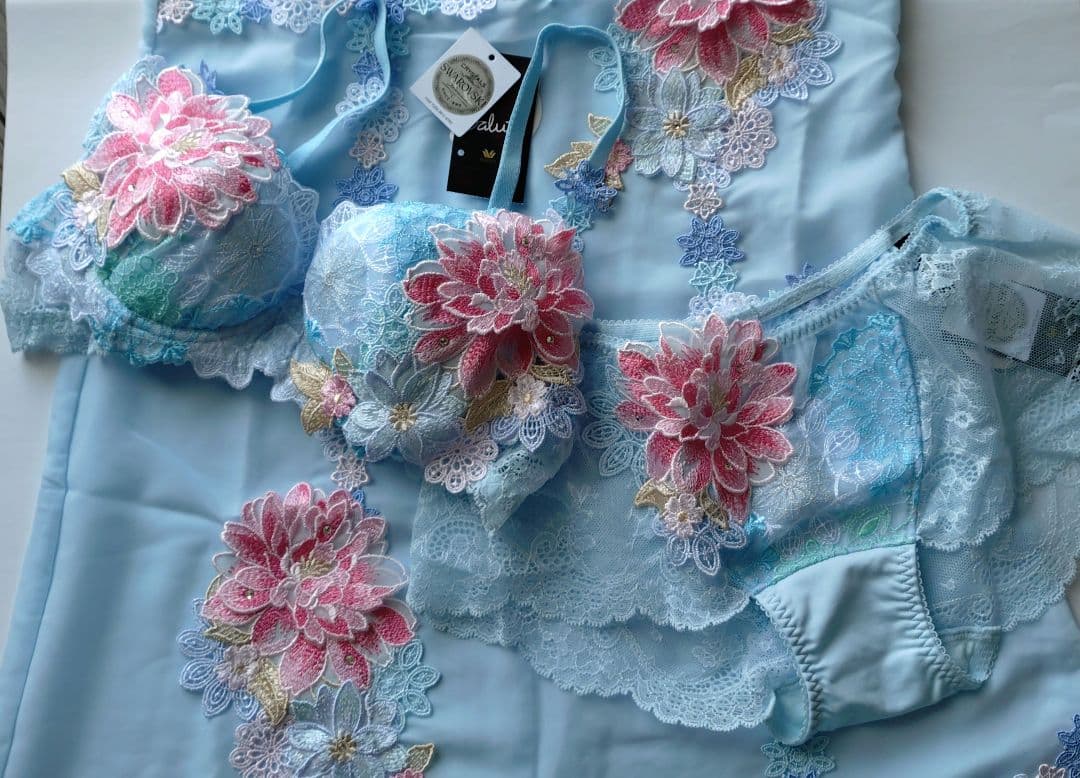 Sale☆新品☆サルート　店舗限定☆牡丹　中国音楽☆C65セット