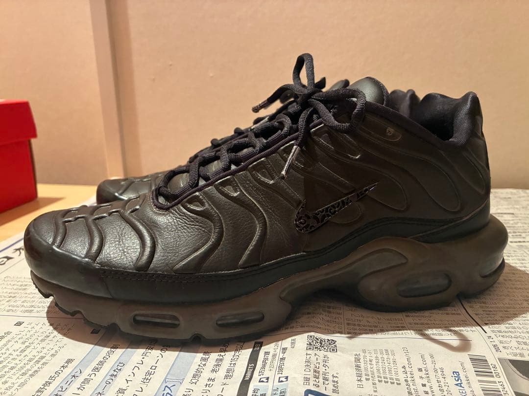靴 NIKE AIR MAX PLUS PREMIUM 28cm
