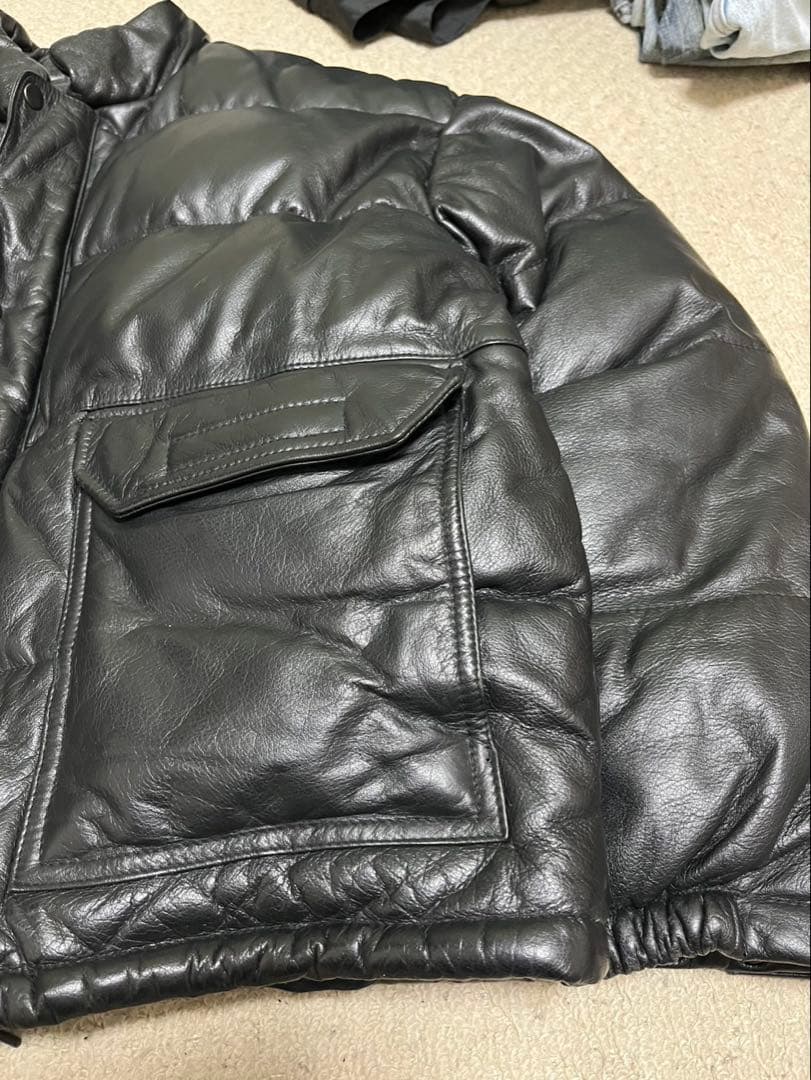 90's 美品　Ost 牛皮レザー　ダウンジャケット　ブラック