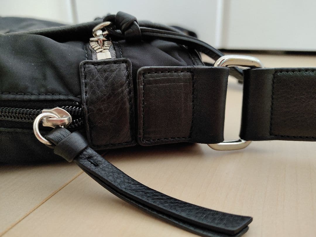 ドルチェ＆ガッバーナ　メッセンジャーバッグ