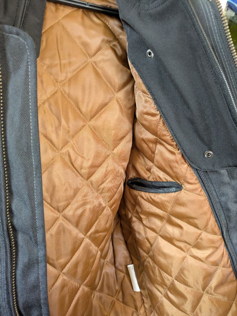 美品　BATES フード付きブラックライダースジャケット　ｌサイズ