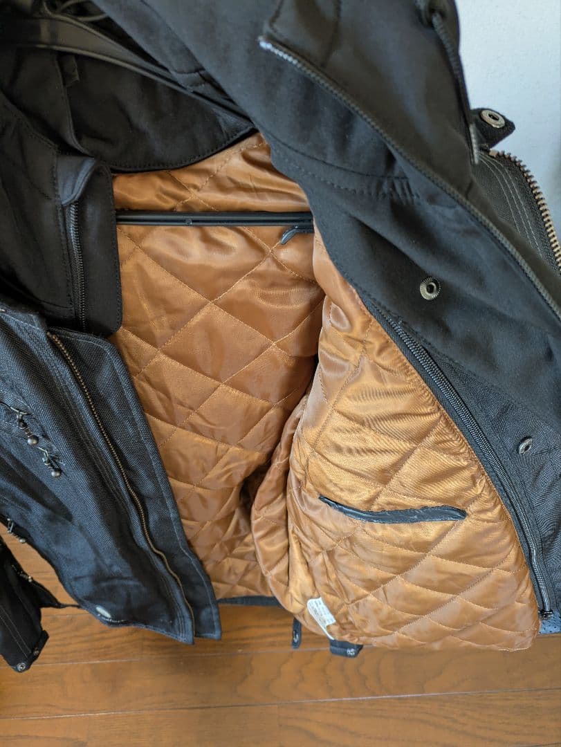 美品　BATES フード付きブラックライダースジャケット　ｌサイズ