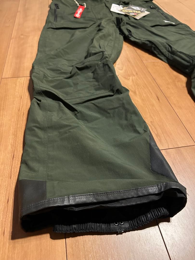 Volcom ボルコム Gore-Tex ゴアテックス つなぎ パンツ ビブパン