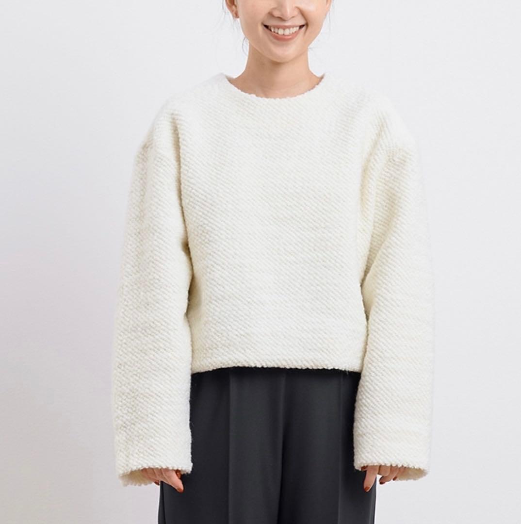 yori ヨリ ループプルオーバー ニット