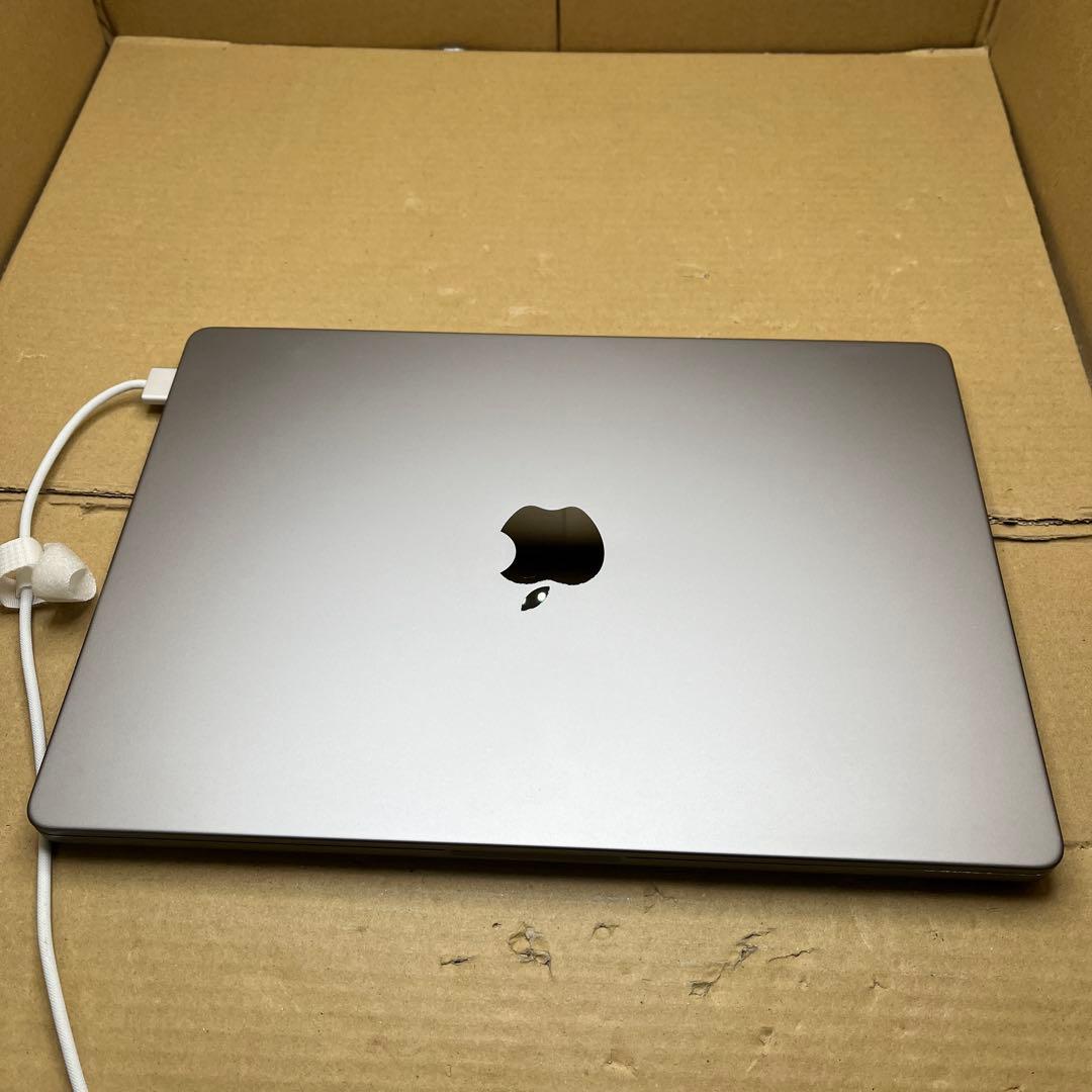 Apple MacBook M1 Pro 2021 14インチ　16GB