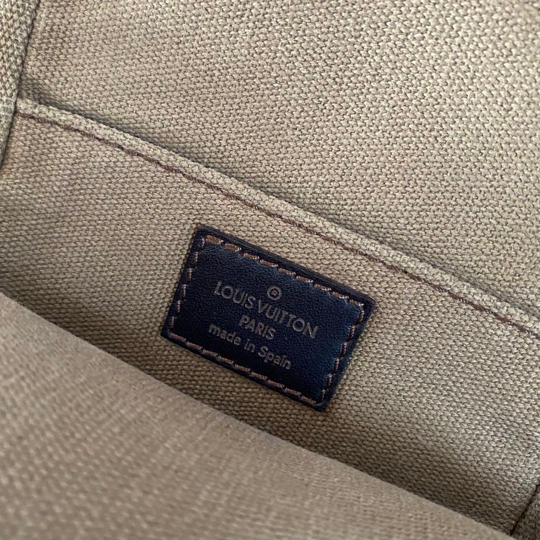 LOUIS VUITTON ルイヴィトン ユタ スィウ ボディバッグ ブラウン