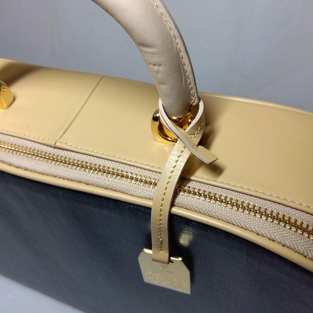 極美品　CYPRIS　ジッパーフライトケース　ブリーフケース　バッグ　希少カラー