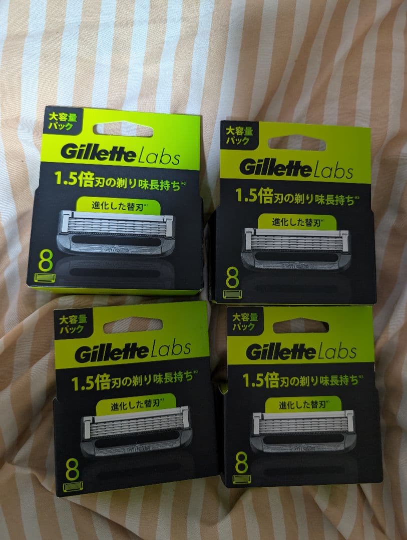 ジレット ラボ 替刃1.5倍長持ちタイプ８個入4箱セット