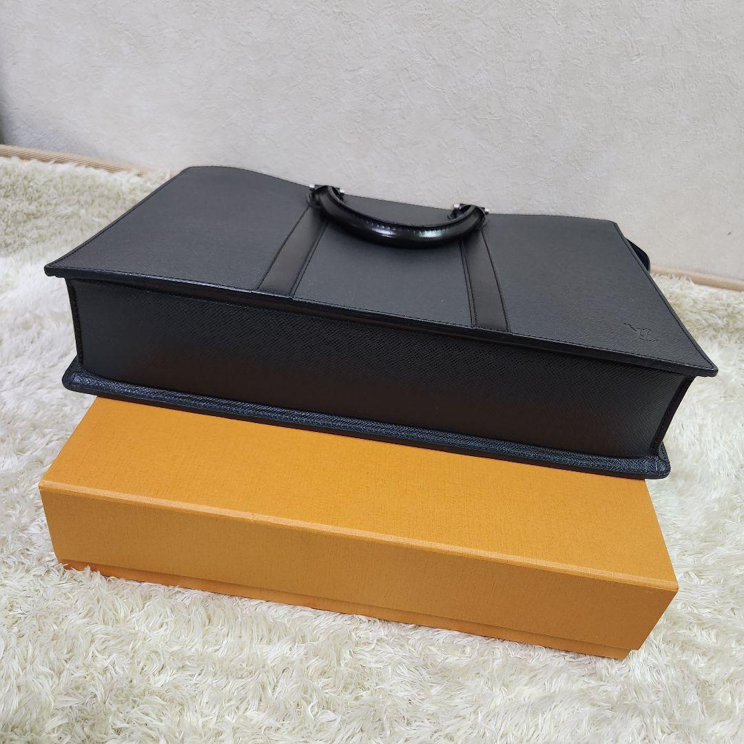ルイヴィトン｜ビジネスバッグ｜タイガ｜ポルト｜ロザン｜ドキュマン