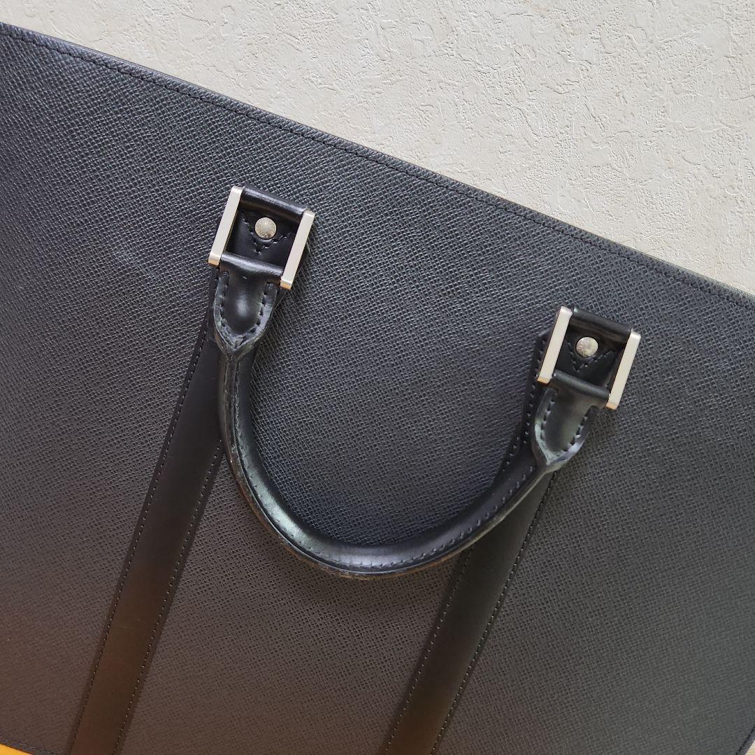 ルイヴィトン｜ビジネスバッグ｜タイガ｜ポルト｜ロザン｜ドキュマン