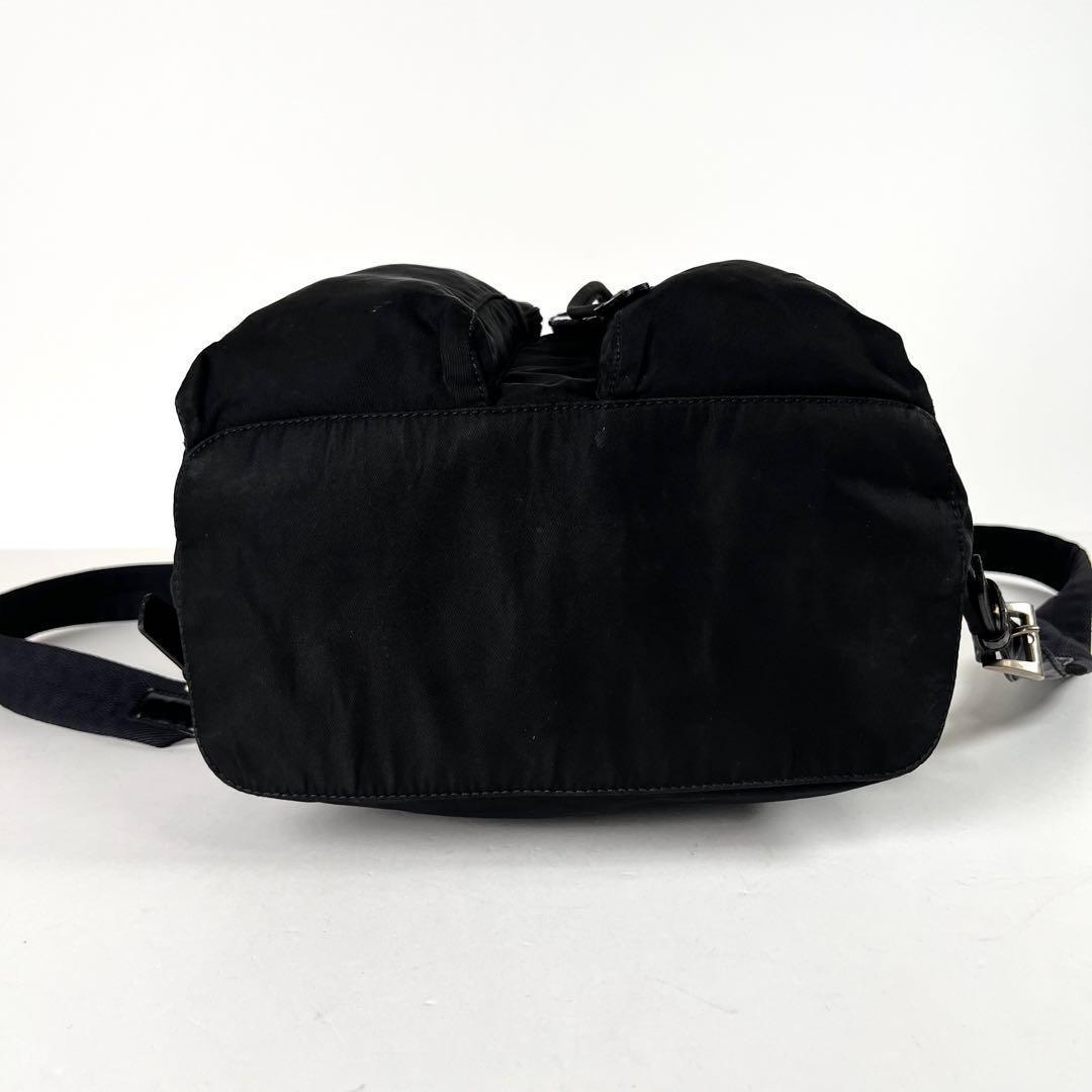 美品 プラダ リュック バックパック 巾着 ベルト 三角ロゴ ナイロン レザー