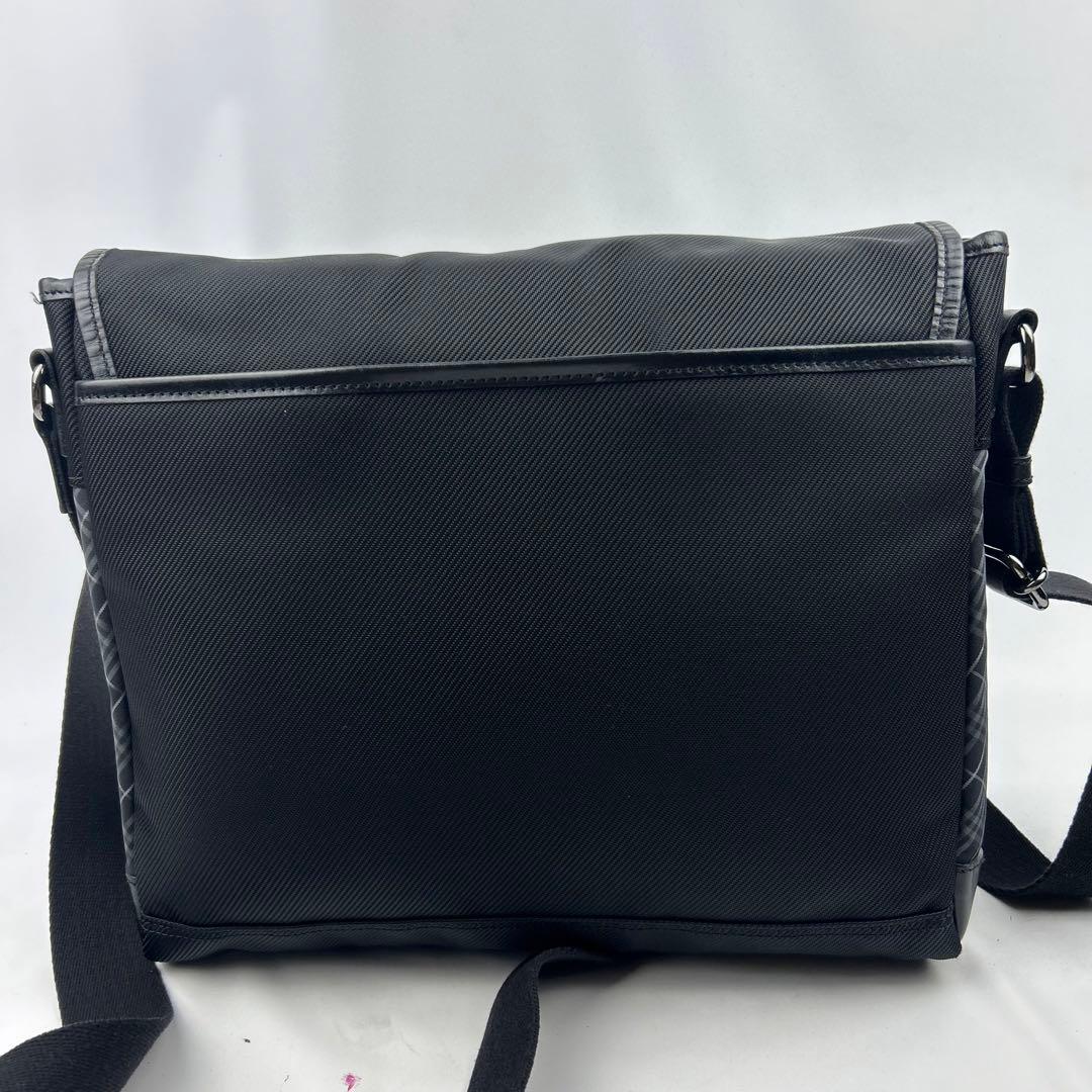 【美品】バーバリーブラックレーベル　ショルダーバッグ レザー　チェック　ロゴ金