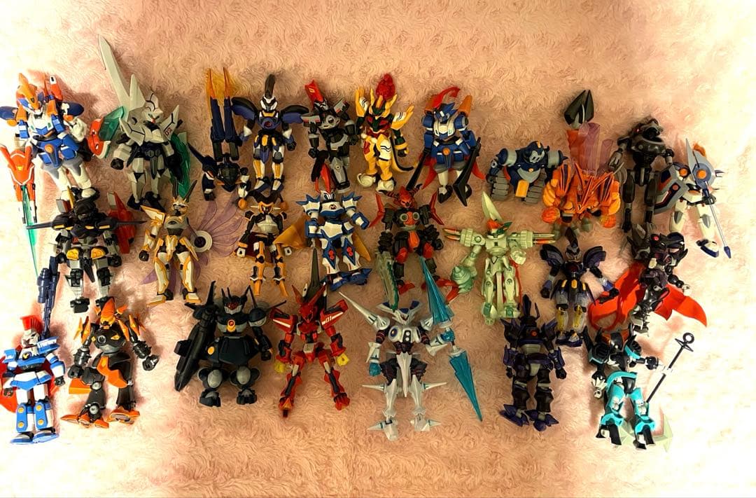 ピ*ツ様 ダンボール戦機　ジャンク品　まとめ売り