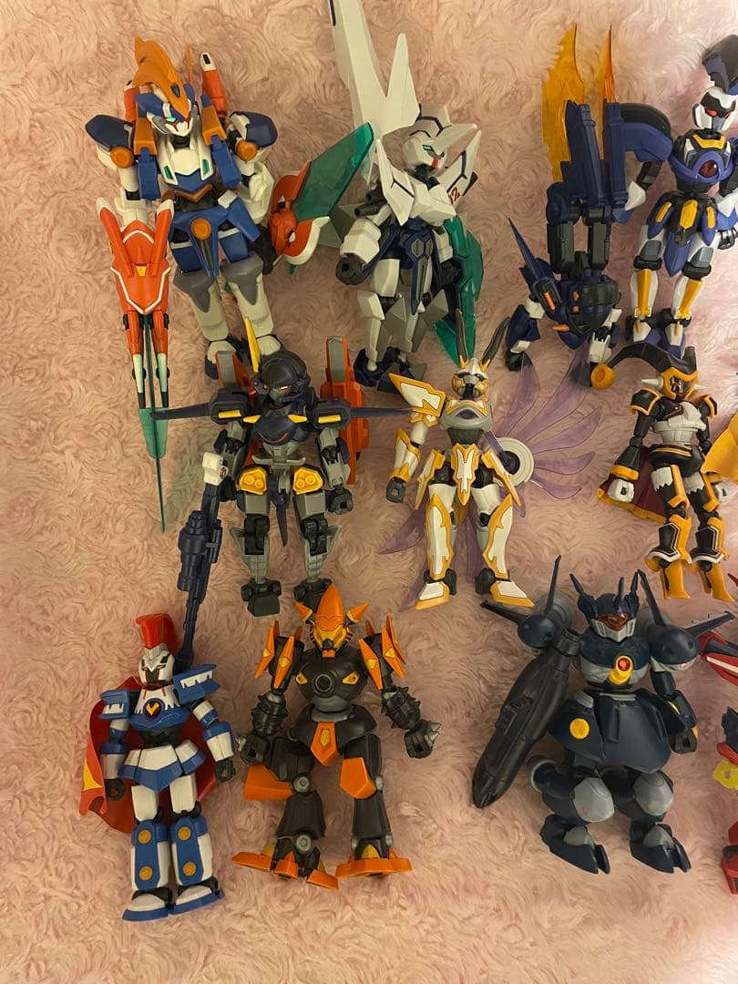 ピ*ツ様 ダンボール戦機　ジャンク品　まとめ売り