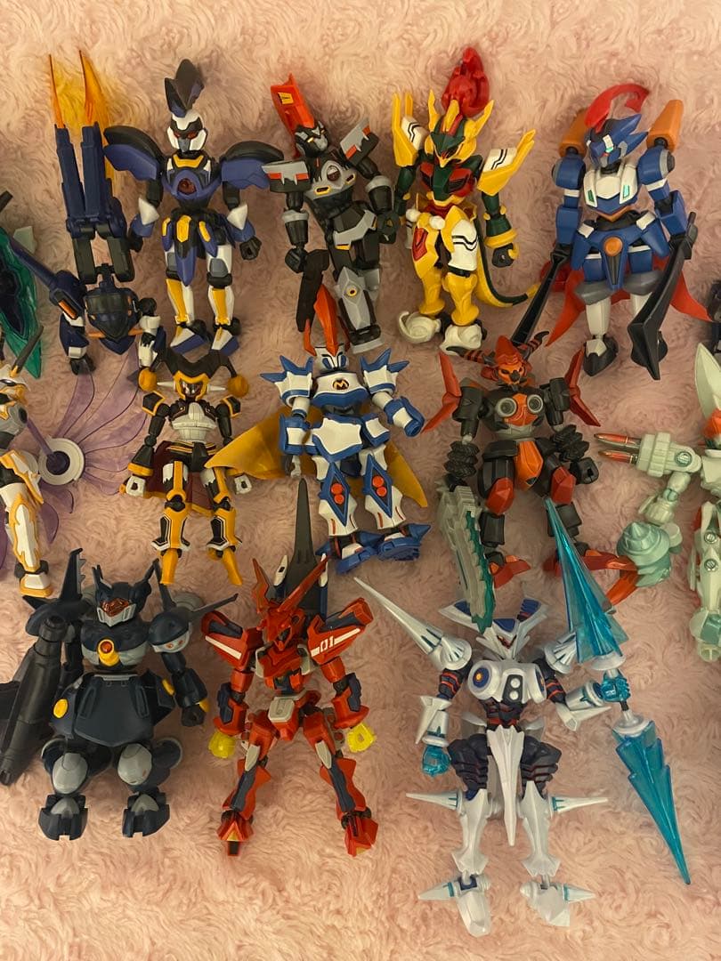 ピ*ツ様 ダンボール戦機　ジャンク品　まとめ売り