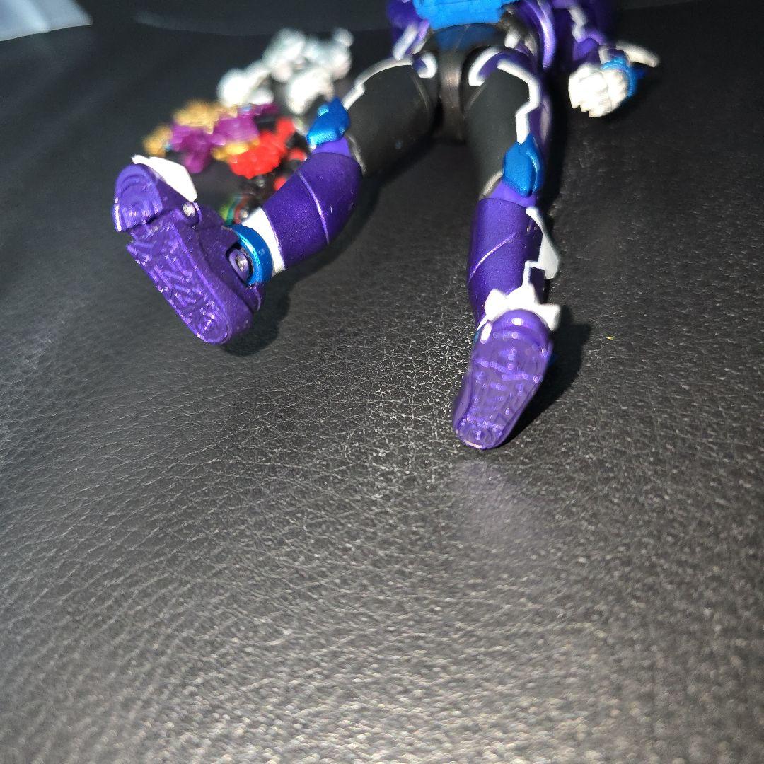 フィギュアーツ 仮面ライダービルド 仮面ライダーローグ