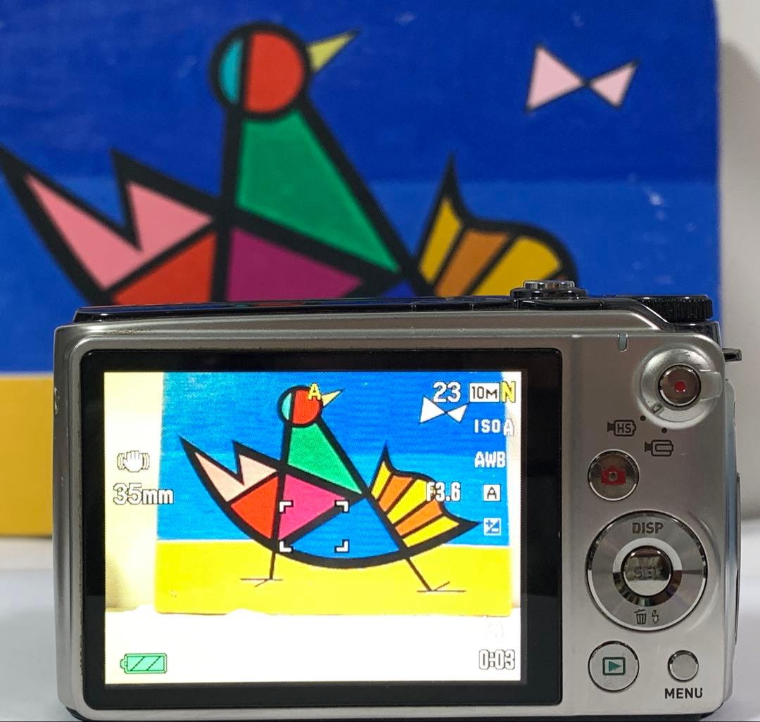 CASIO EXILIM EX-FH100 コンパクトデジタルカメラ
