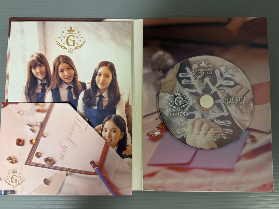 GFRIEND 直筆サイン入 3RD MINI ALBUM〈FLAKE〉