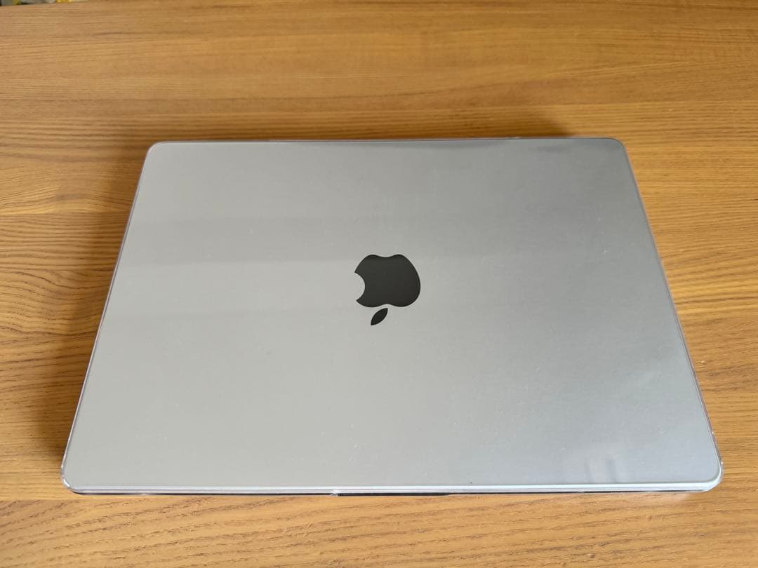 【超美品】MacBook Pro M3 Pro チップ 14インチ 512GB