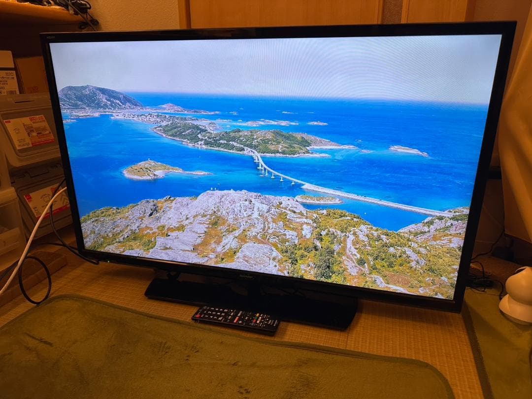 SHARP シャープ　40型　テレビ LC-40H40 2017年製　映り綺麗！