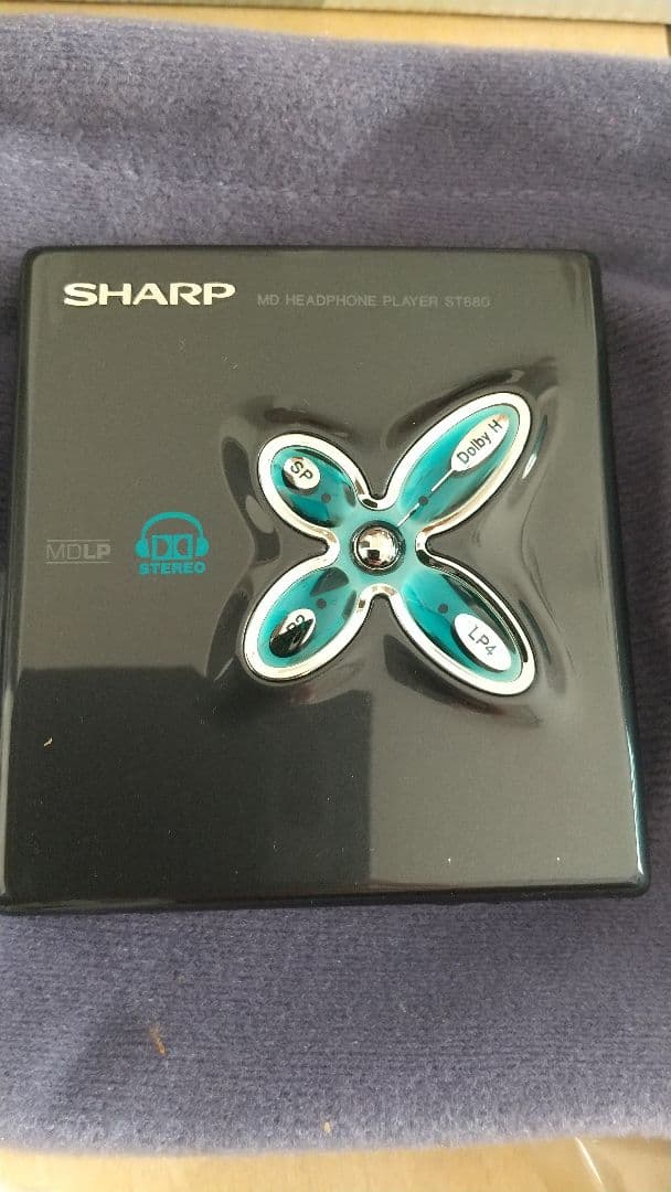 【美品】SHARP ポータブルMDプレーヤー MD ST880-B 通電確認済