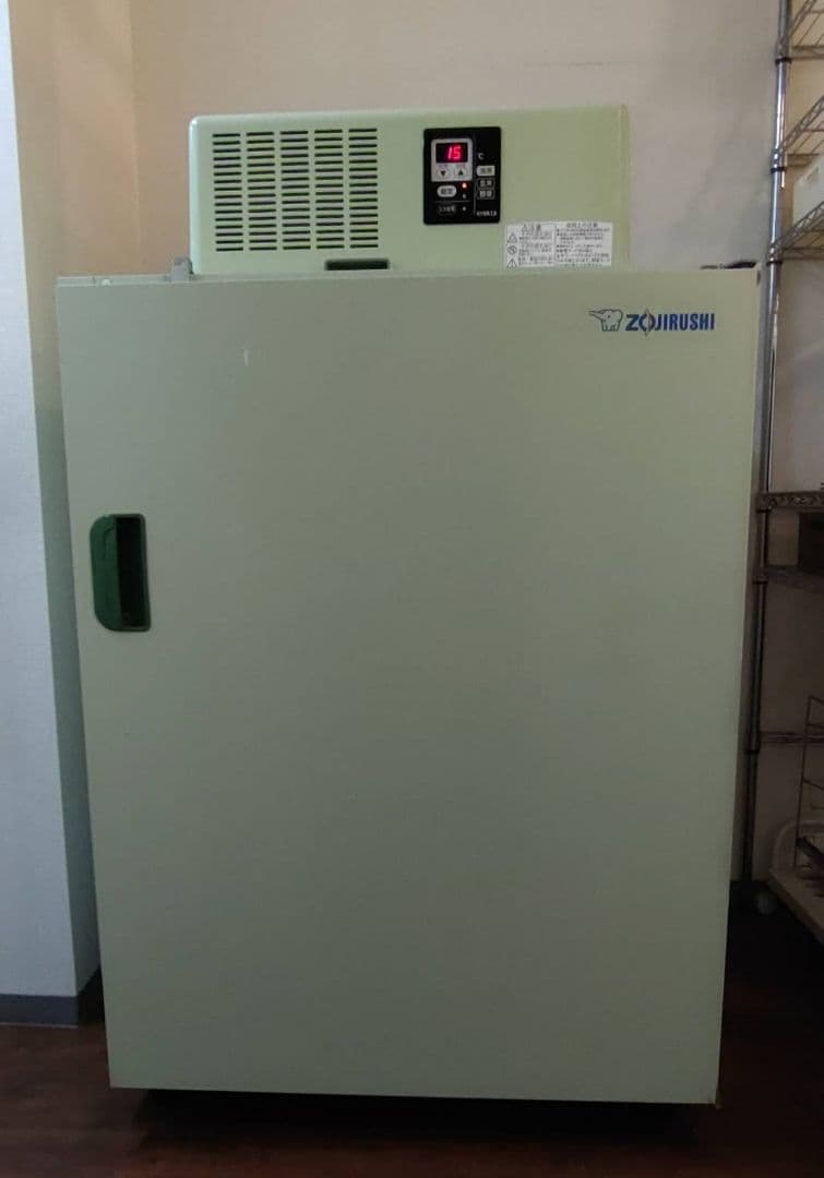 中古　象印ラコルト玄米保冷庫