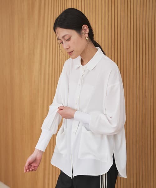 Audrey and John Wad 襟付き袖リブシャツ オフホワイト