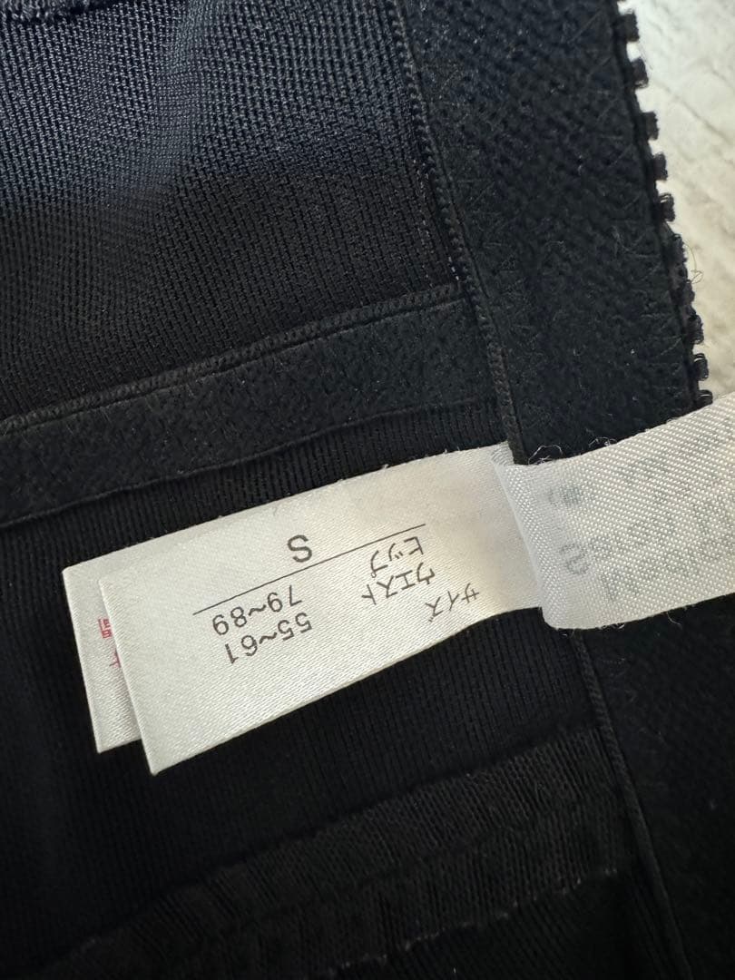 サラマシェリ　サイドファスナー付 オープンクロッチ ニーロング ガードル