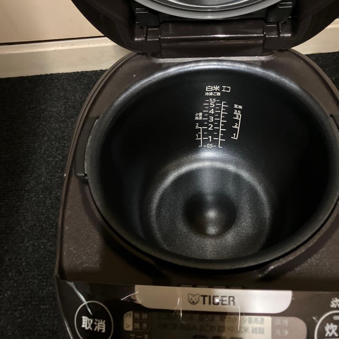 TIGER IH 炊飯器 5.5合 JPW-D100 取扱説明書付き