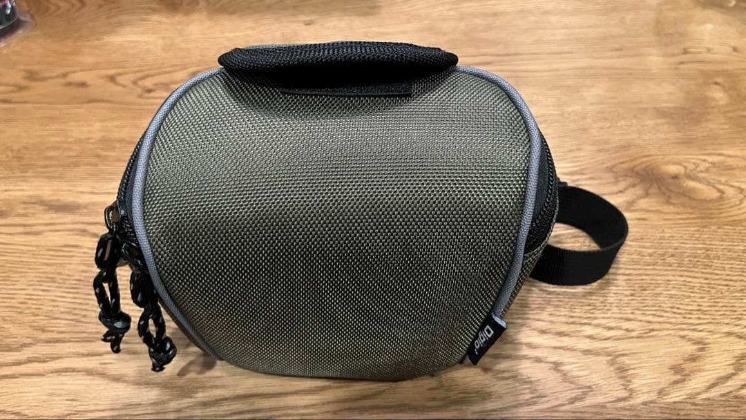 ほぼ未使用 Canon EOS M200 EF-M15-45 IS STM 黒