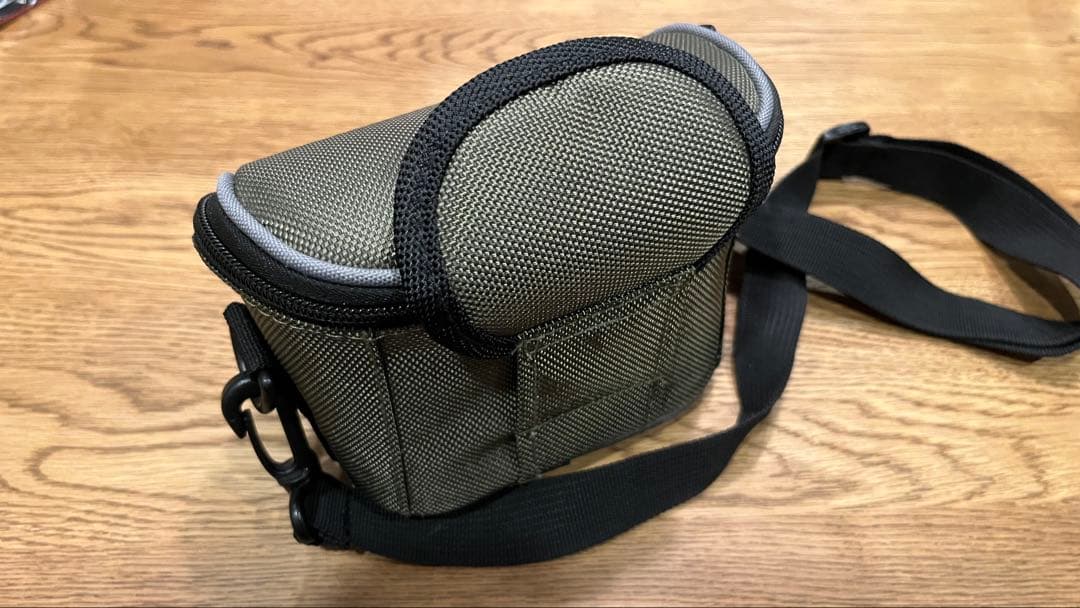 ほぼ未使用 Canon EOS M200 EF-M15-45 IS STM 黒