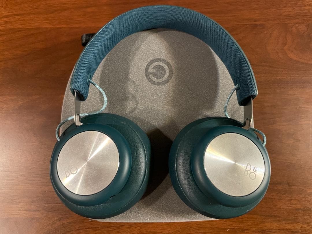 B&O PLAY Beoplay H4 （Geekriaヘッドホンケース付き）