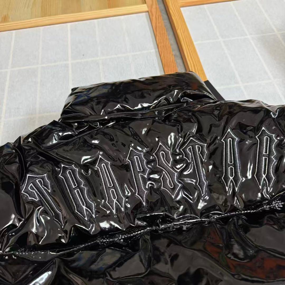新品 TRAPSTAR 光沢ブラック ダウンジャケット Mサイズ u