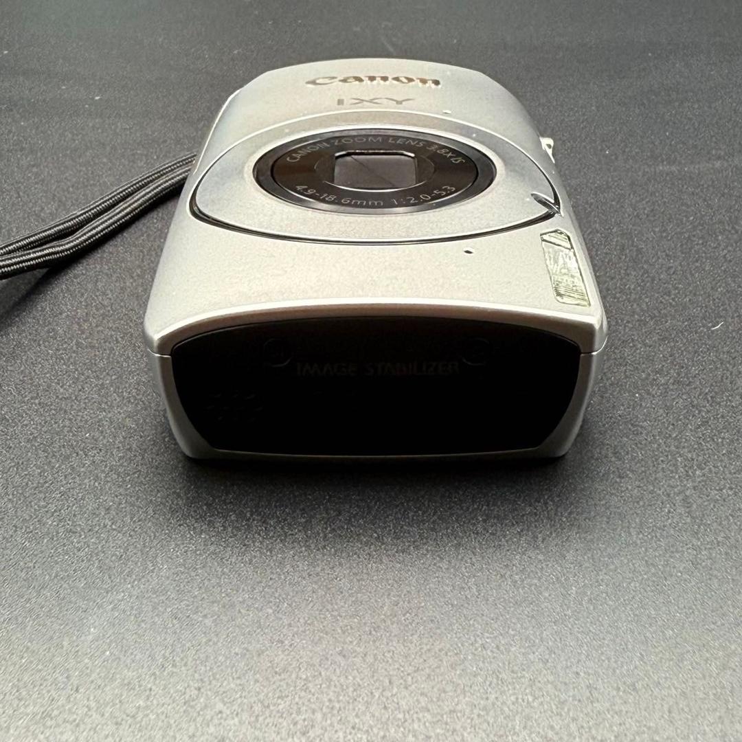 【美品】Canon IXY30S シルバー コンパクトデジタルカメラ　箱付き