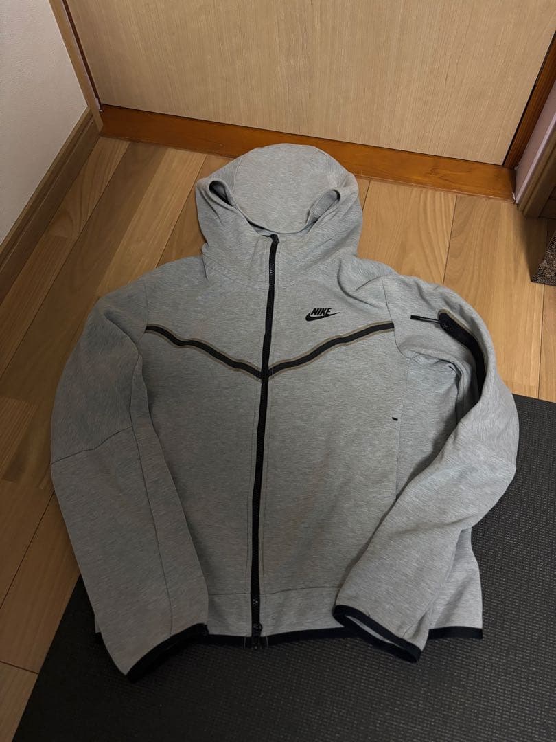 専用 NIKE テックフリース S