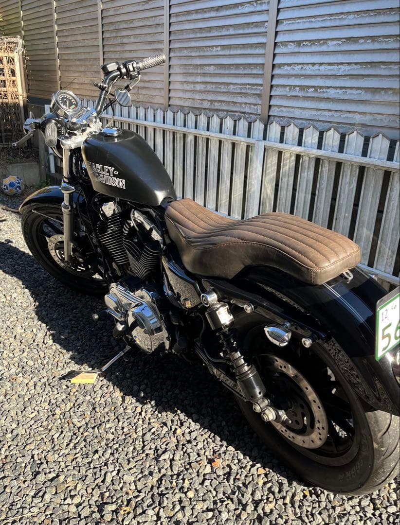 MOTOR ROCK レザーシート スポーツスター '04-'09モデル