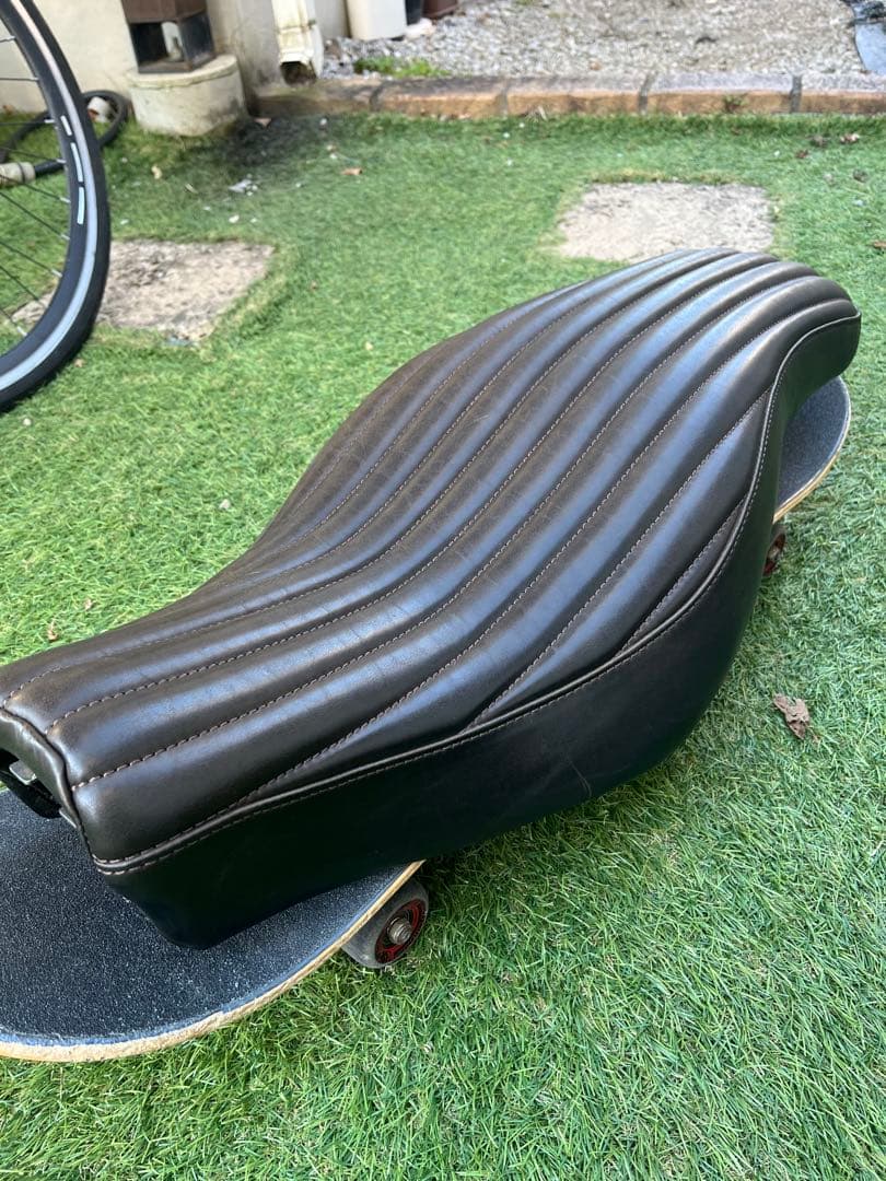 MOTOR ROCK レザーシート スポーツスター '04-'09モデル