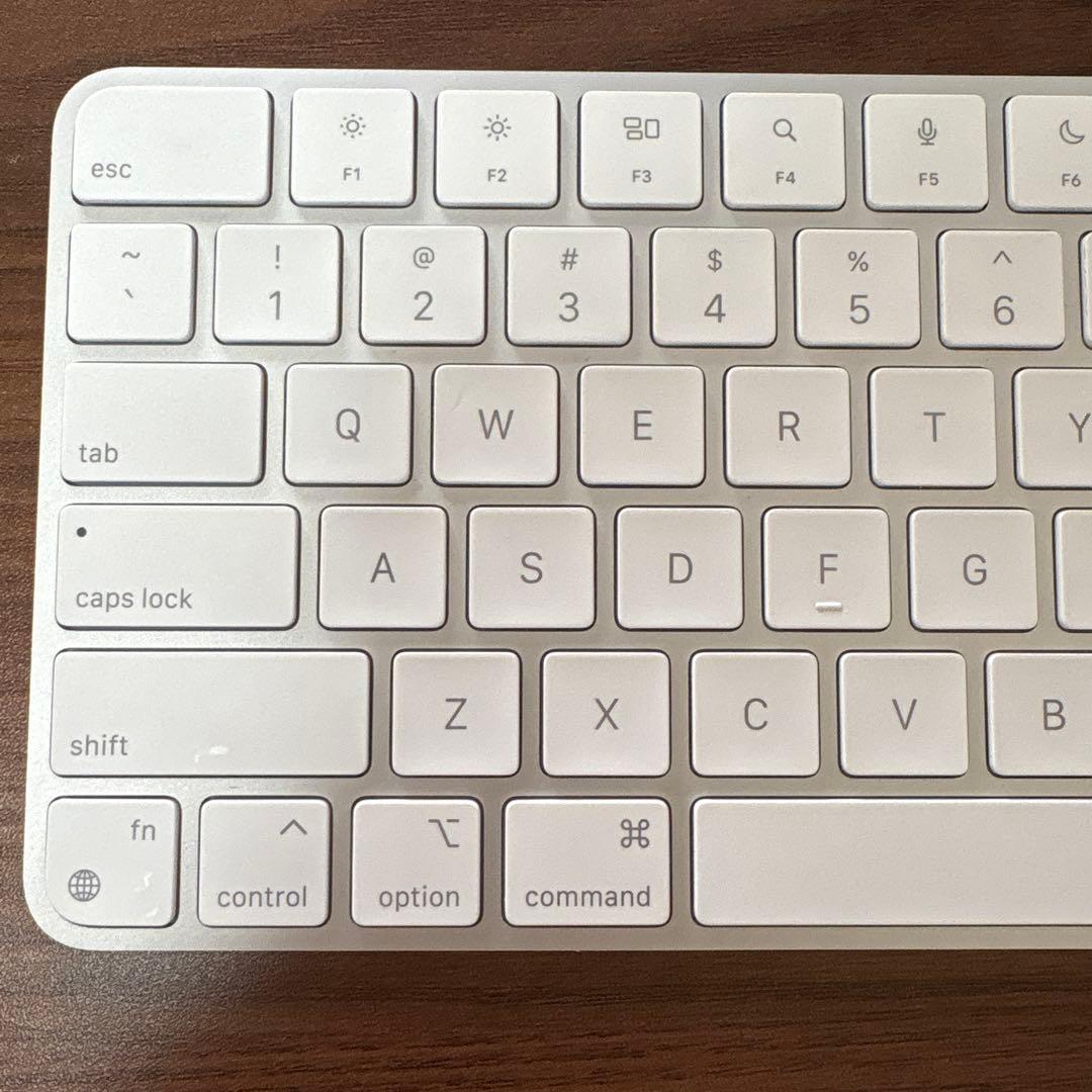 キーボード Apple Touch ID Magic Keyboard A2449
