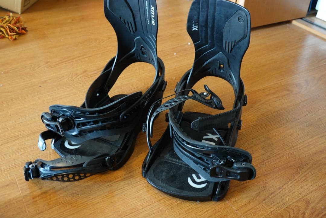 FLUX XF ブラック ビンディング MLサイズ 22-23モデル