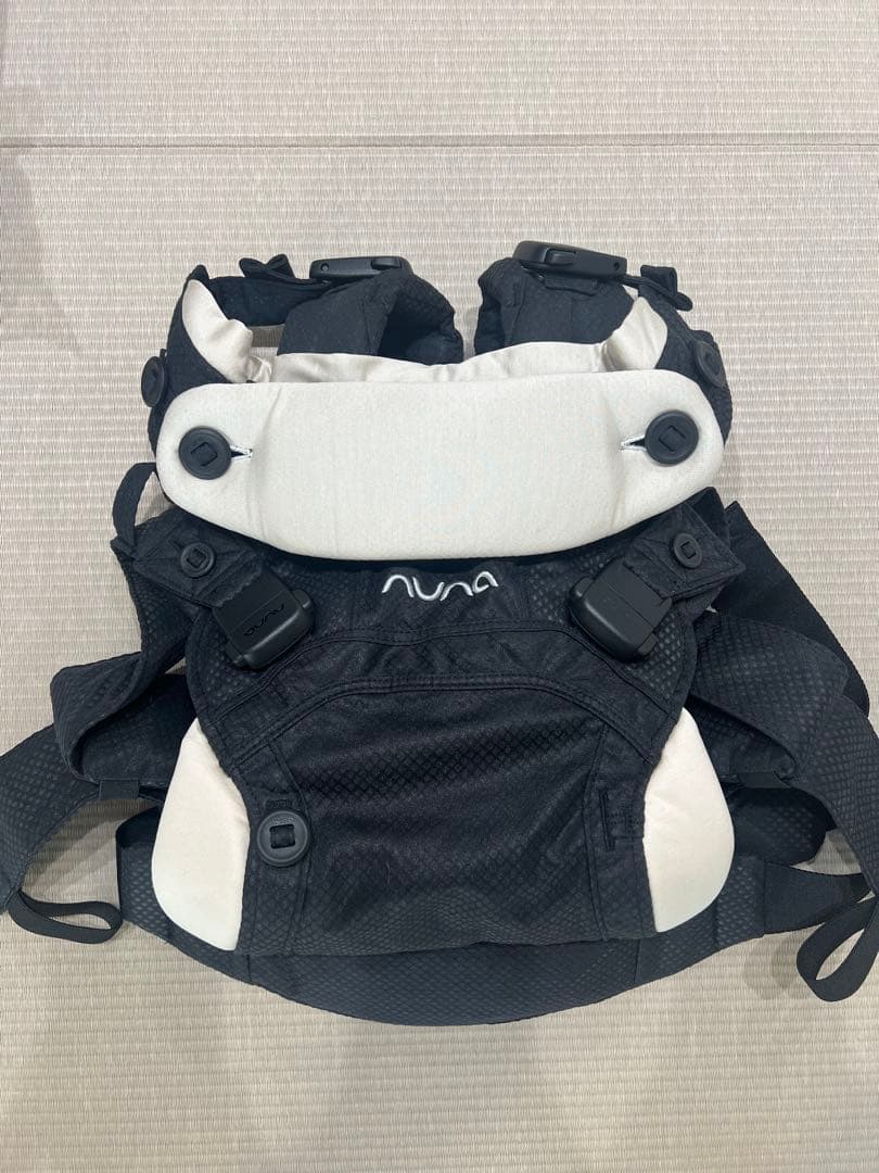 nuna ヌナ カドルクリック caviar キャビア 抱っこ紐