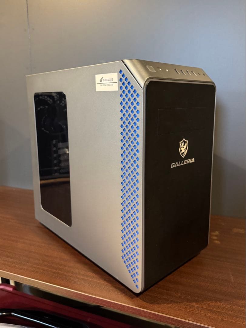 GALLERIA PCケース シルバー/ブラック　ミドルタワー