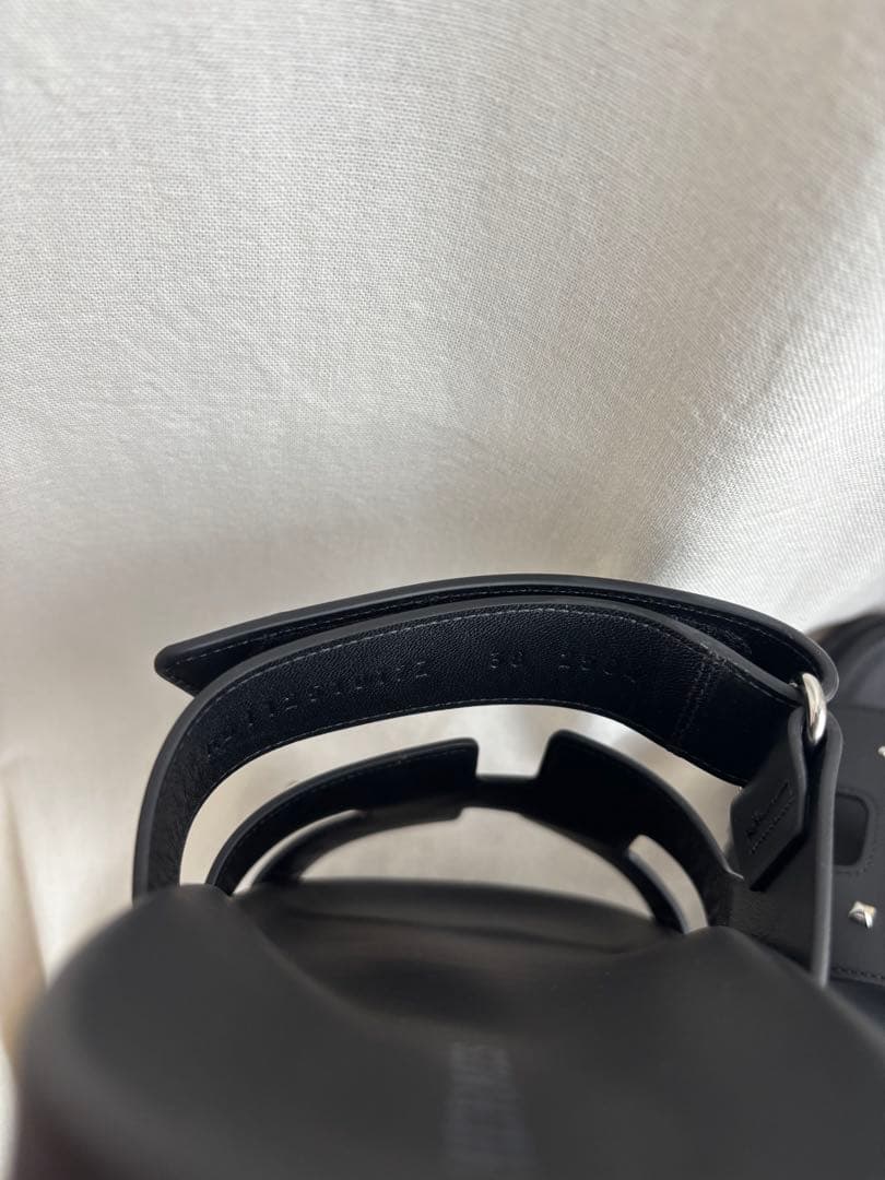 HERMES シプレ サンダル 黒スタッズ 38 2025新作